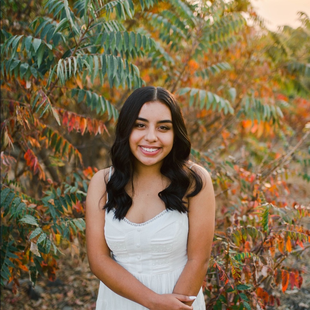 Meet your Posher, Elena